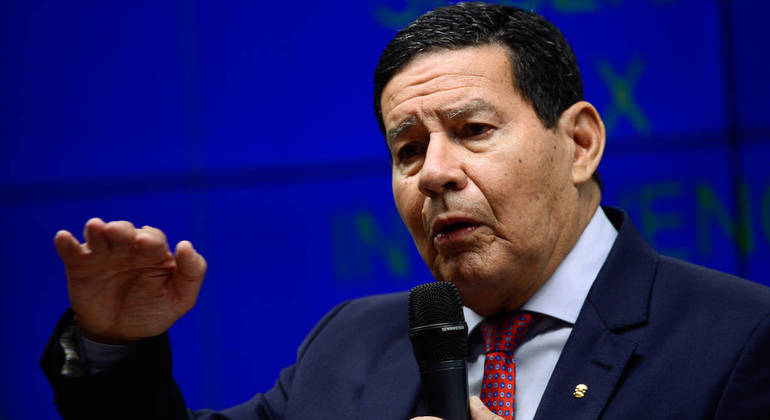 O vice-presidente Hamilton Mourão, que diz que o Brasil respeita soberania da Ucrânia
