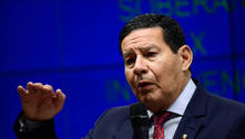 'Resiliente e aguenta a pressão', diz Mourão sobre presidente da Petrobras