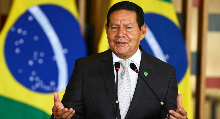 O vice-presidente Hamilton Mourão, que se filia ao Republicanos nesta quarta
