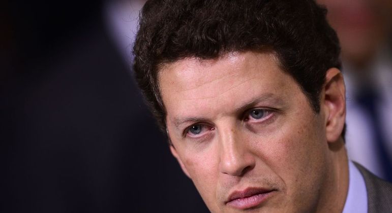 Ministro Salles criticou operação da PF em diversas ocasiões 
