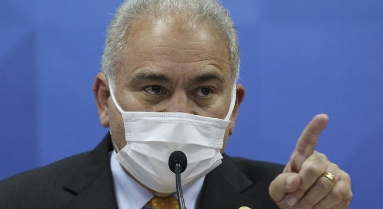 O ministro da Saúde, Marcelo Queiroga, pode deixar a pasta para concorrer nas eleições