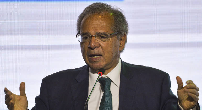O ministro da Economia, Paulo Guedes, se reúne nesta quinta-feira (24) com economistas da transição