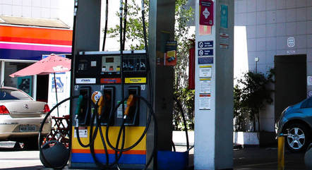 Gasolina ainda vale a pena em todos estados e no DF