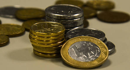 Um quarto dos brasileiros recebe menos de R$ 1.650,50 mensais
