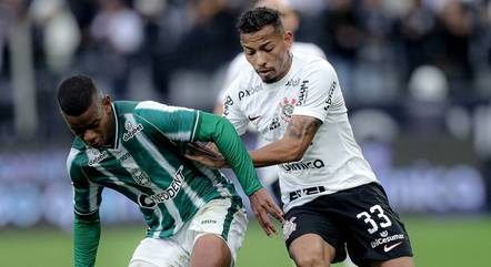 Wesley Moreira é apresentado pelo Coritiba - Esportes