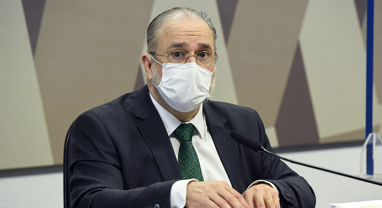 O procurador-geral Augusto Aras: contagem regressiva para se manifestar sobre nove acusações a Bolsonaro


