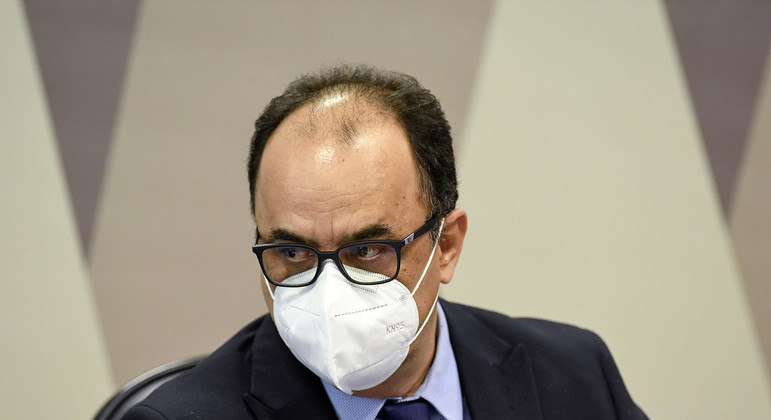 Amilton admite que mensagem a Dominguetti foi 'uma bravata' - Vimarsana News