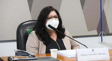 A depoente Regina Célia Silva Oliveira