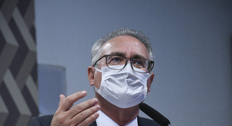 O senador Renan Calheiros fará mudanças no relatório