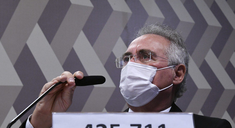 Relator da CPI da Covid, senador Renan Calheiros foi xingado de 'vagabundo' por Flávio e Jair Bolsonaro