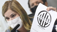 Bolsonaro homenageia médicos com vídeo com a 'capitã cloroquina' 