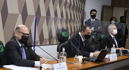 Covas falou que  ordem de Bolsonaro parou acordo