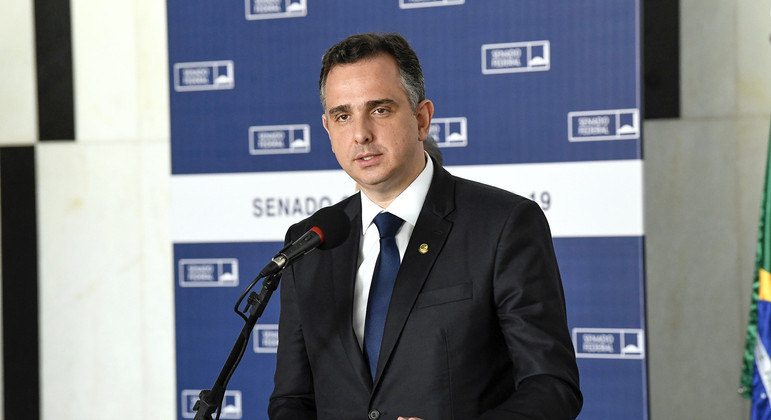 Presidente do Senado, Rodrigo Pacheco (DEM-MG), durante entrevista coletiva