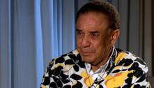 Agnaldo Timóteo, de 84 anos, é internado com covid em UTI