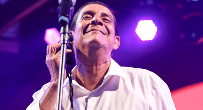 Zeca brincou com a calcinha