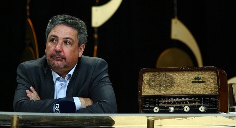 Agostinho Teixeira, repórter investigativo, deixa a Band