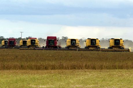 Brasil produziu 117 mi de toneladas de soja em 2018
