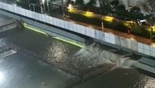 Enchente invade canteiro de obras da futura estação Sesc-Pompeia do metrô de São Paulo; veja vídeo
