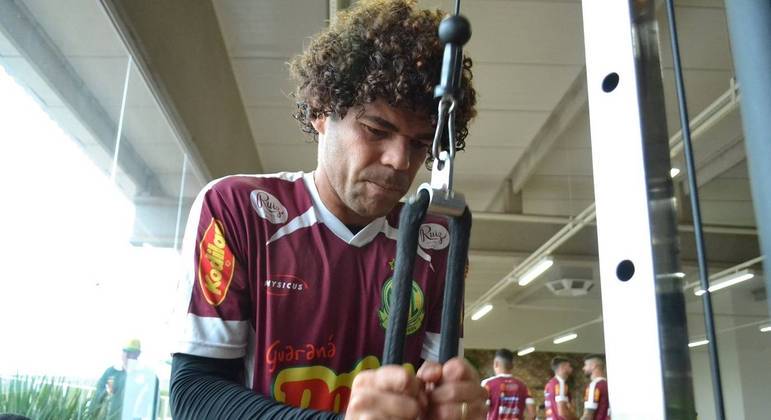 Meio-campista Camilo está à disposição para jogo deste sábado
