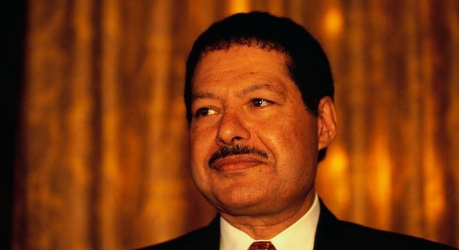 Ahmed H. Zewail ganhou o Prêmio Nobel de Química em 1999 por medir o tempo em femtossegundos pela primeira 