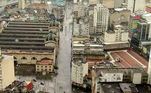 Toda a cidade de São Paulo ficou em estado de atenção por mais de duas horas devido ao risco de alagamento e transbordamento de córregos. No primeiro dia do ano, o sol quase não apareceu