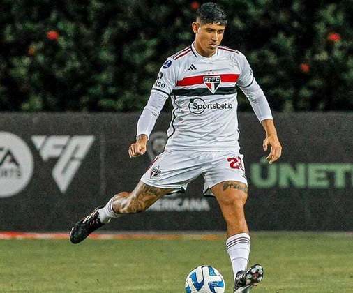 Alan Franco (zagueiro/26 anos) - Time: São Paulo - 6 jogos disputados 