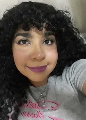 Alana terminou o ensino médio em 2014 e quer fazer faculdade