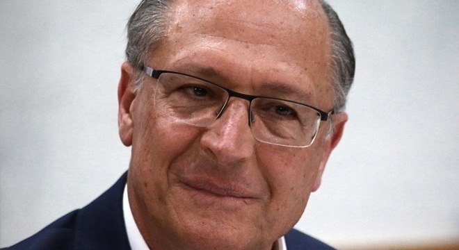 Alckmin: PSDB deveria ser partido de oposição ao governo