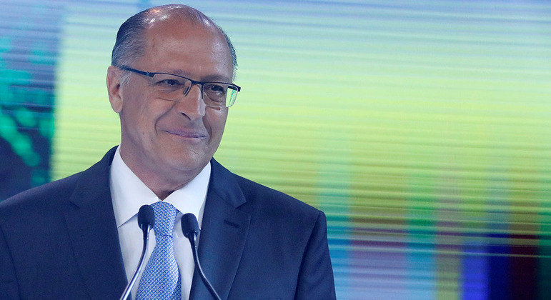 Sem assumir a pré-candidatura ao governo de SP, Geraldo Alckmin já cumpre agenda