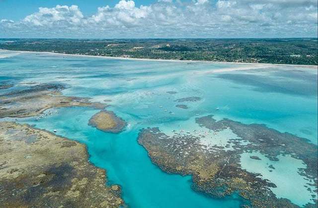 Além de Japaratinga e a famosíssima Maragogi, Alagoas conta com outras regiões com praias lindíssimas e paradisíacas.