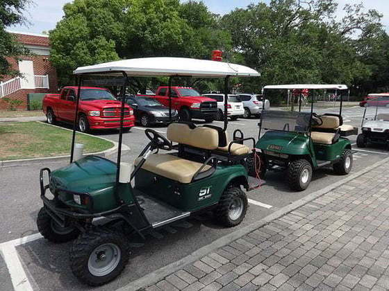 Além de tudo, é consideravelmente mais fácil estacionar um carrinho de golfe do que um SUV, por exemplo.