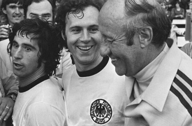Além do trabalho na seleção alemã, Beckenbauer teve passagens por duas equipes europeias. No início dos anos 90 ele trabalhopu no Marselha, da França, mas sem sucesso. Foto: Bert Verhoeff for Anefo via Wikimedia Commons