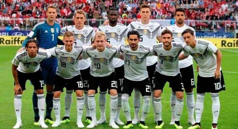 Alemanha - Copa do Mundo 2018 - A seleção alemã tenta não repetir em 2022 a mesma frustração de 2018. Na ocasião, foi derrotado por México e, na última rodada, surpreendido pela Coreia do Sul, por 2 a 0.