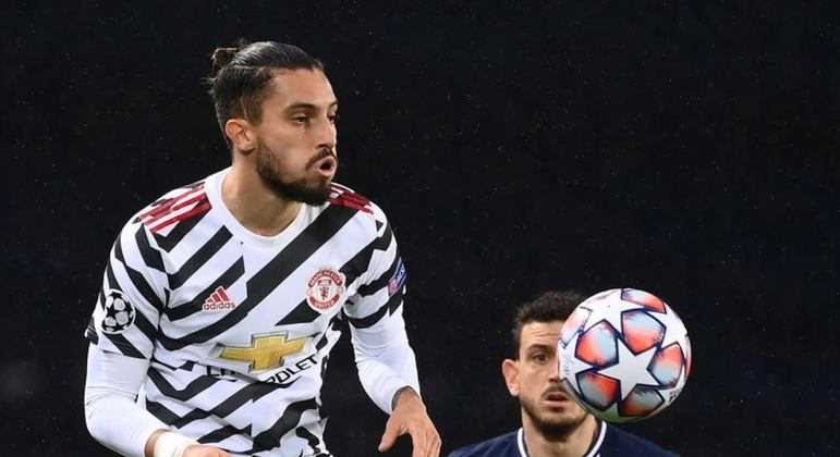 ALEX TELLES (LE, Manchester United) - Mesmo sem uma grande fase no United, pode ganhar uma oportunidade para se firmar
