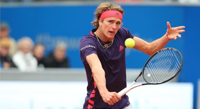 Tenista alemão Alexander Zverev teve dificuldades em entender pergunta de repórter inglês Língua franca