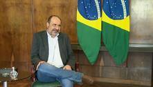 "Confio 200% na vacina e quem não quer vacinar é burro", diz Kalil