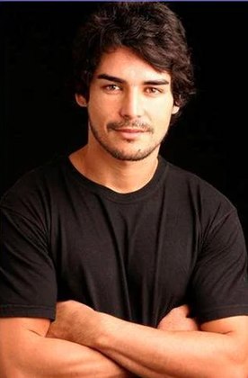 Quando mais jovem, Alexandre foi para a frente das câmeras, na própria Record TV, onde atuou no elenco das novelas Mutantes — Caminhos do Coração (2008) e Rebelde (2011) 