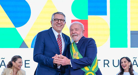 https://img.r7.com/images/alexandre-padilha-e-lula-07042023151240147?dimensions=442x241&&amp;&amp;&amp;&amp;&amp;&amp;&amp;&amp;&amp;&amp;&amp;&amp;&amp;&amp;&amp;&amp;&amp;&amp;&amp;resize=442x241&amp;crop=442x241+188+118&amp;&amp;&amp;&amp;&amp;&amp;&amp;&amp;&amp;&amp;&amp;&amp;&amp;&amp;&amp;&amp;&amp;&amp;&amp;resize=442x241&amp;crop=442x241+188+118