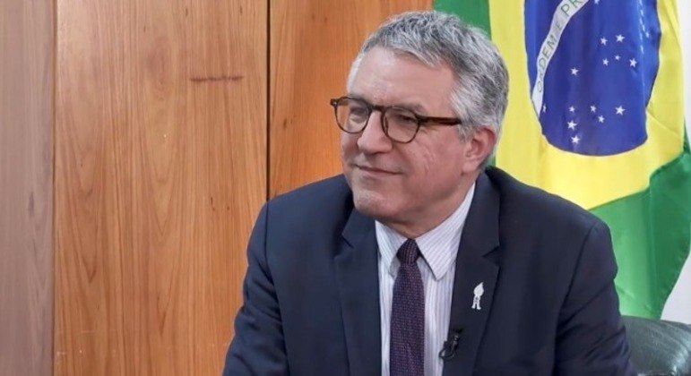 Alexandre Padilha, ministro-chefe da Secretaria de Relações Institucionais, durante entrevista
