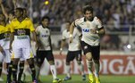 Alexandre Pato (atacante, 32 anos) - Contratado por R$ 40 milhões pelo Corinthians em 2013.