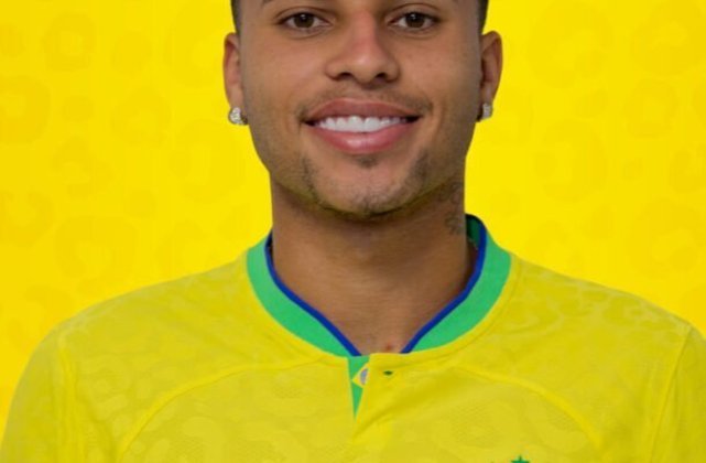 ALEXSANDER (Fluminense) - Entrou aos 22 do segundo tempo na vaga de Giovane.  É um dos titulares. Fechou bem os espaços. Fez uma boa jogada que quase reultou em gol e marcou um golaço. NOTA 6,0 - Foto: Divulgação / CBF
