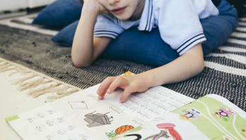 56,4% das crianças brasileiras não estão alfabetizadas, diz o MEC (Freepik)
