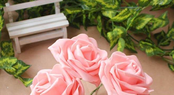 Algumas flores de EVA ficam muito realistas