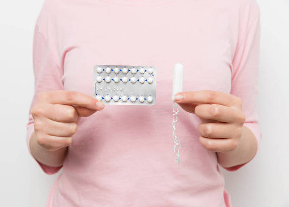 Algumas mulheres optam por utilizar outros tipos de anticoncepcionais por recomendação médica, efeitos colaterais, custo, praticidade entre outros motivos 