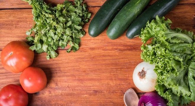 Alimentos que combatem a ansiedade: quais são e principais benefícios