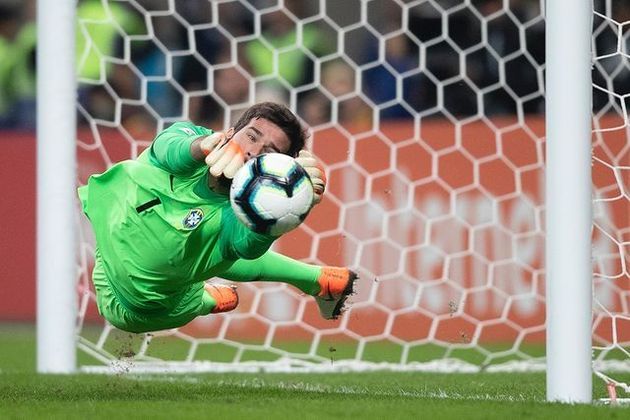 Brasil (Grupo G)Alisson é o único brasileiro que conquistou um dos prêmios da France Football nos últimos anos. Em 2019, o goleiro da seleção ganhou o Troféu Yashin