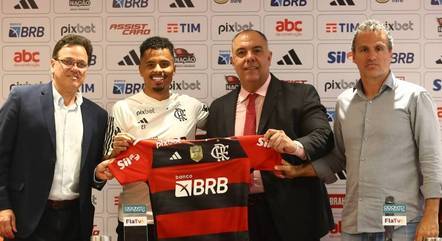 Allan apresentado oficialmente no Flamengo