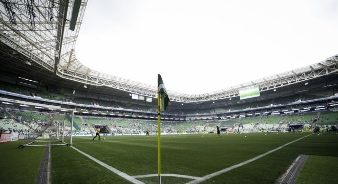 Jogo contra o Mirassol foi o primeiro do Palmeiras no novo gramado