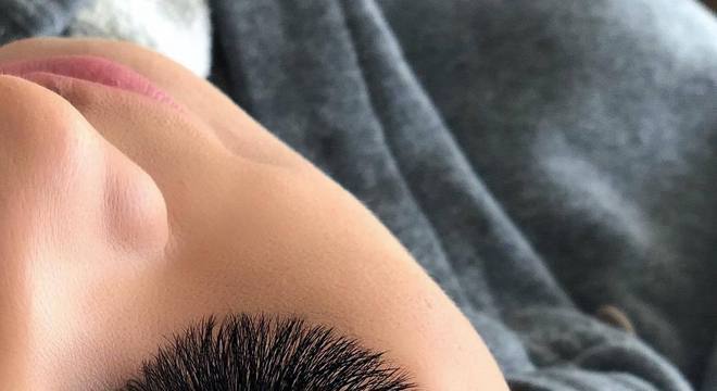 Alongamento de cílios, tudo que você precisa saber sobre essa técnica