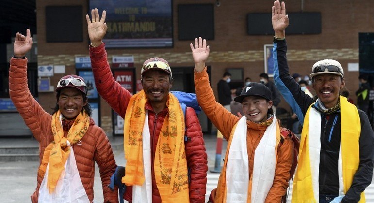 Tsang Yin-hung  estabeleceu o recorde feminino de escalar mais rápida do Everest